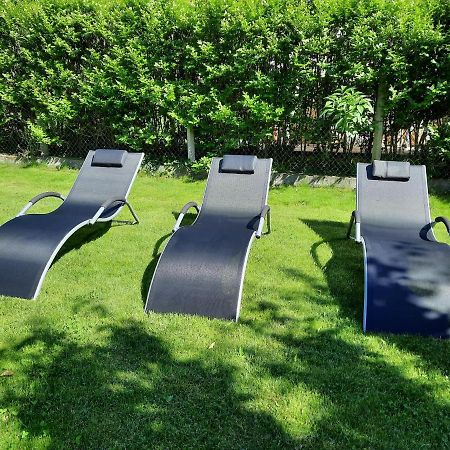 Sunny Garden Pihenohaz Villa Siófok Exteriör bild