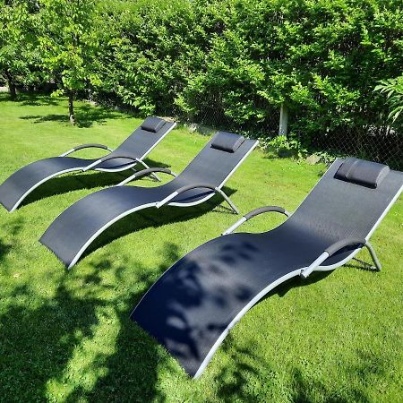 Sunny Garden Pihenohaz Villa Siófok Exteriör bild